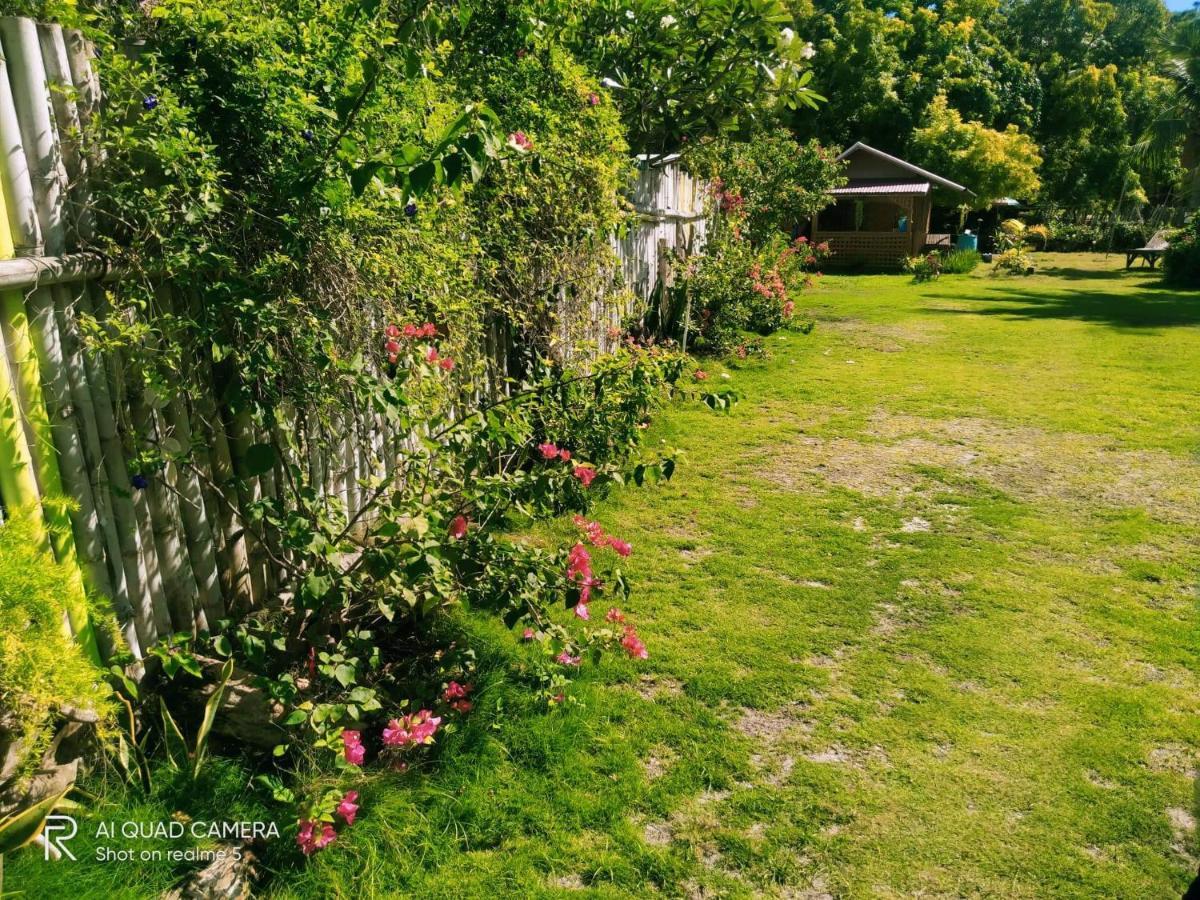 Shirley'S Cottage - Pamilacan Island Baclayon Екстер'єр фото